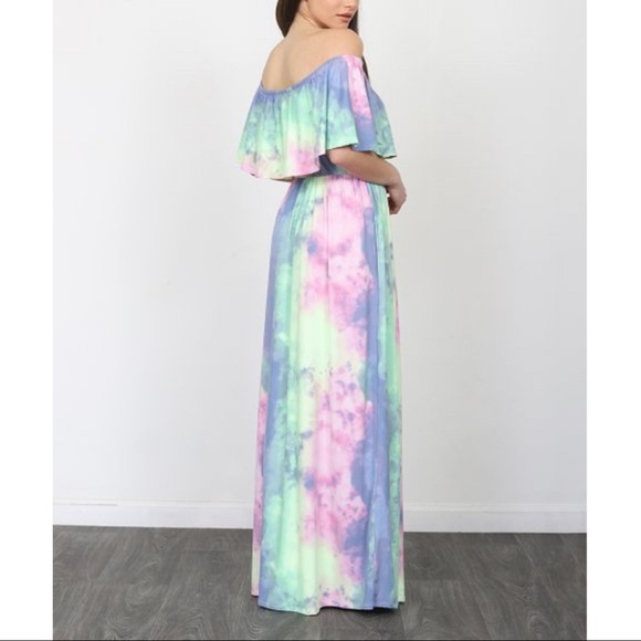 Plus Size Tie-Dye Off-Shoulder Maxi Dress - Picture 3 of 5